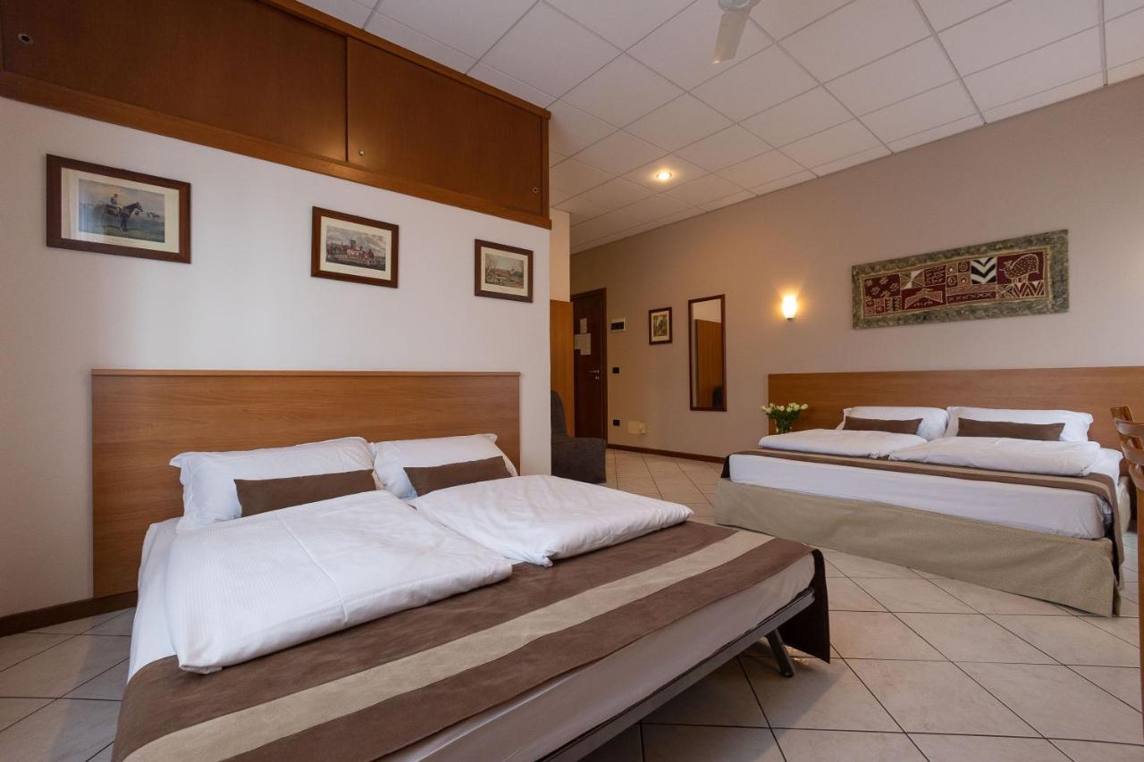 La Mimosa Lazise Hotel Eksteriør billede