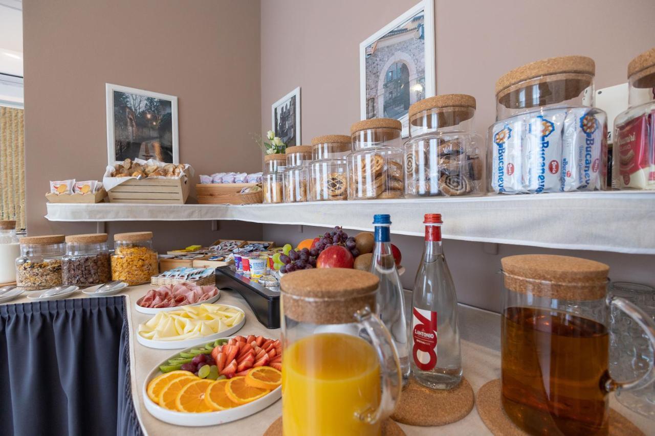La Mimosa Lazise Hotel Eksteriør billede