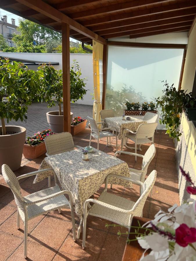 La Mimosa Lazise Hotel Eksteriør billede