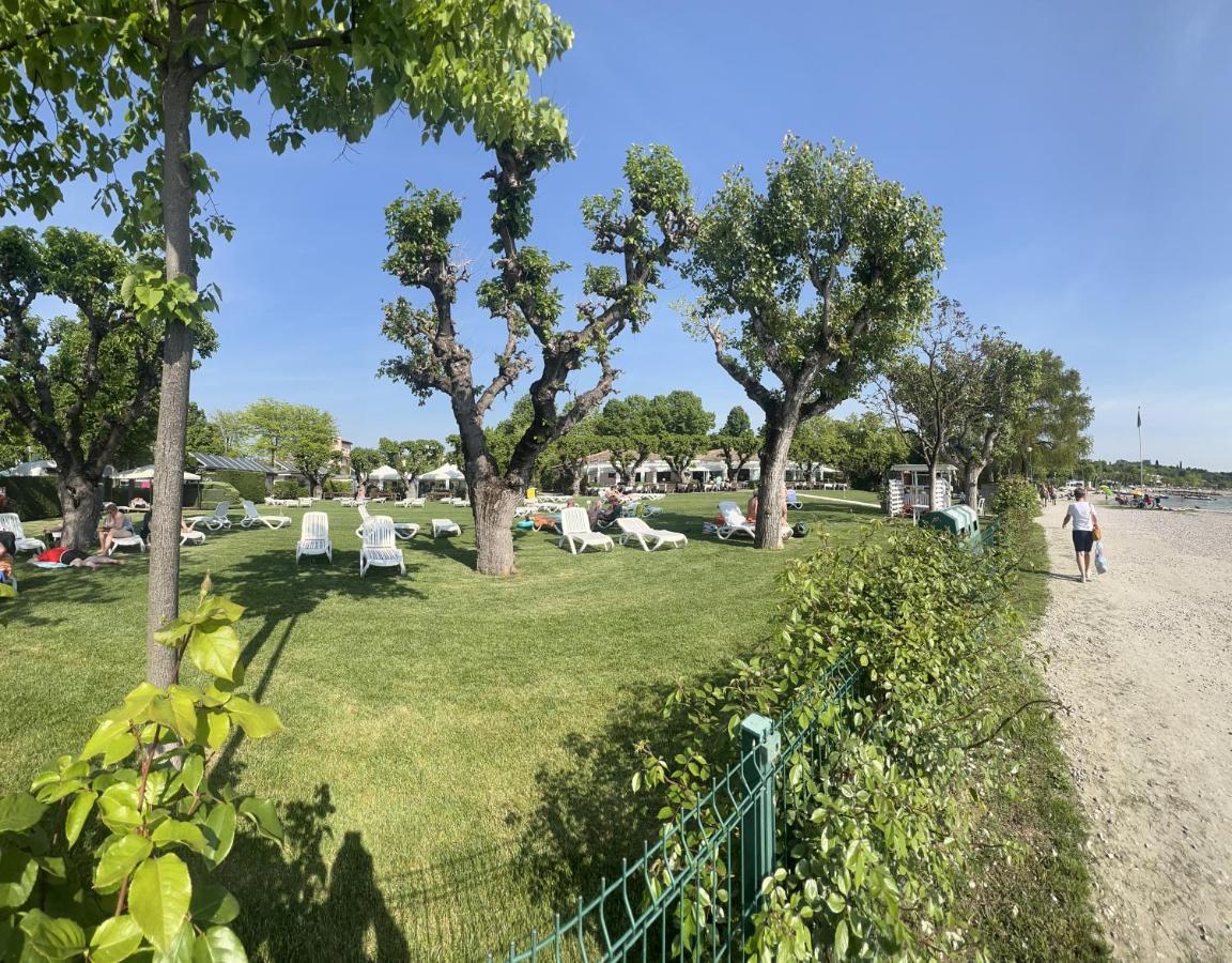 La Mimosa Lazise Hotel Eksteriør billede